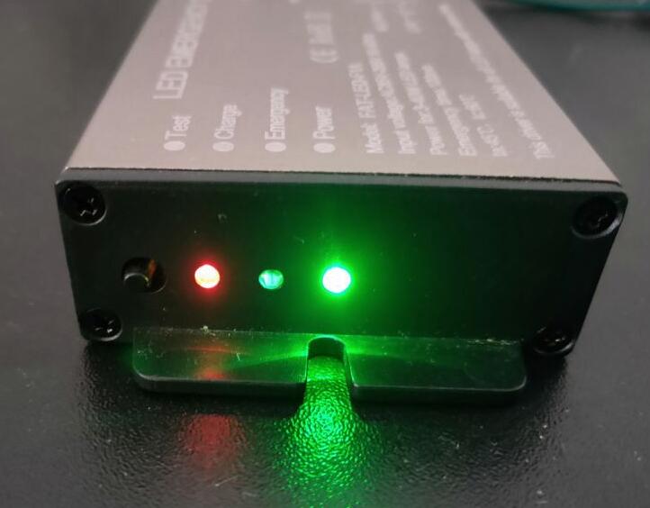 3-40W Kit de emergencia led