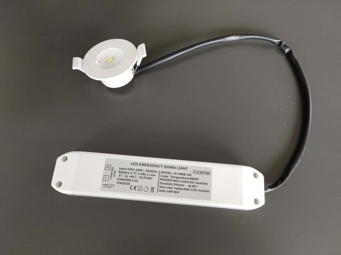 3W Emergency mini spotlight